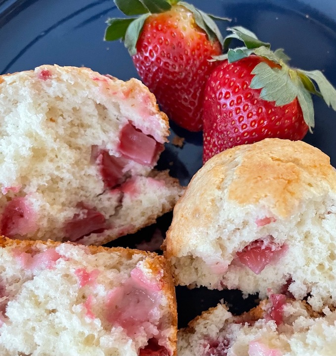 strawberry muffins